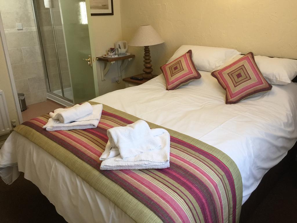 The Talbot Hotel Cleobury Mortimer Eksteriør bilde