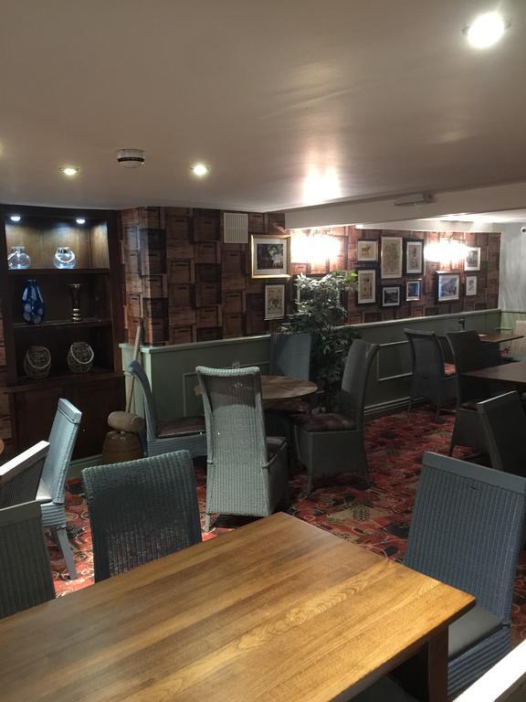 The Talbot Hotel Cleobury Mortimer Eksteriør bilde