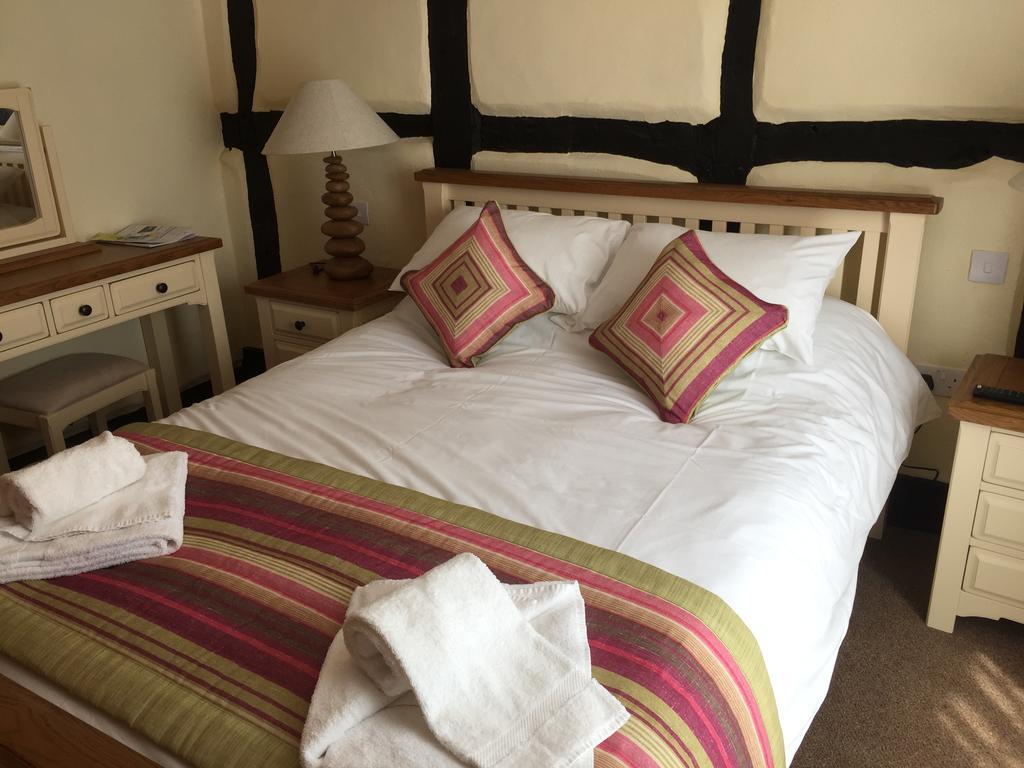 The Talbot Hotel Cleobury Mortimer Eksteriør bilde