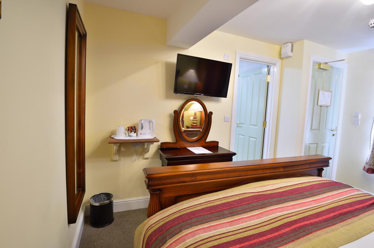 The Talbot Hotel Cleobury Mortimer Eksteriør bilde
