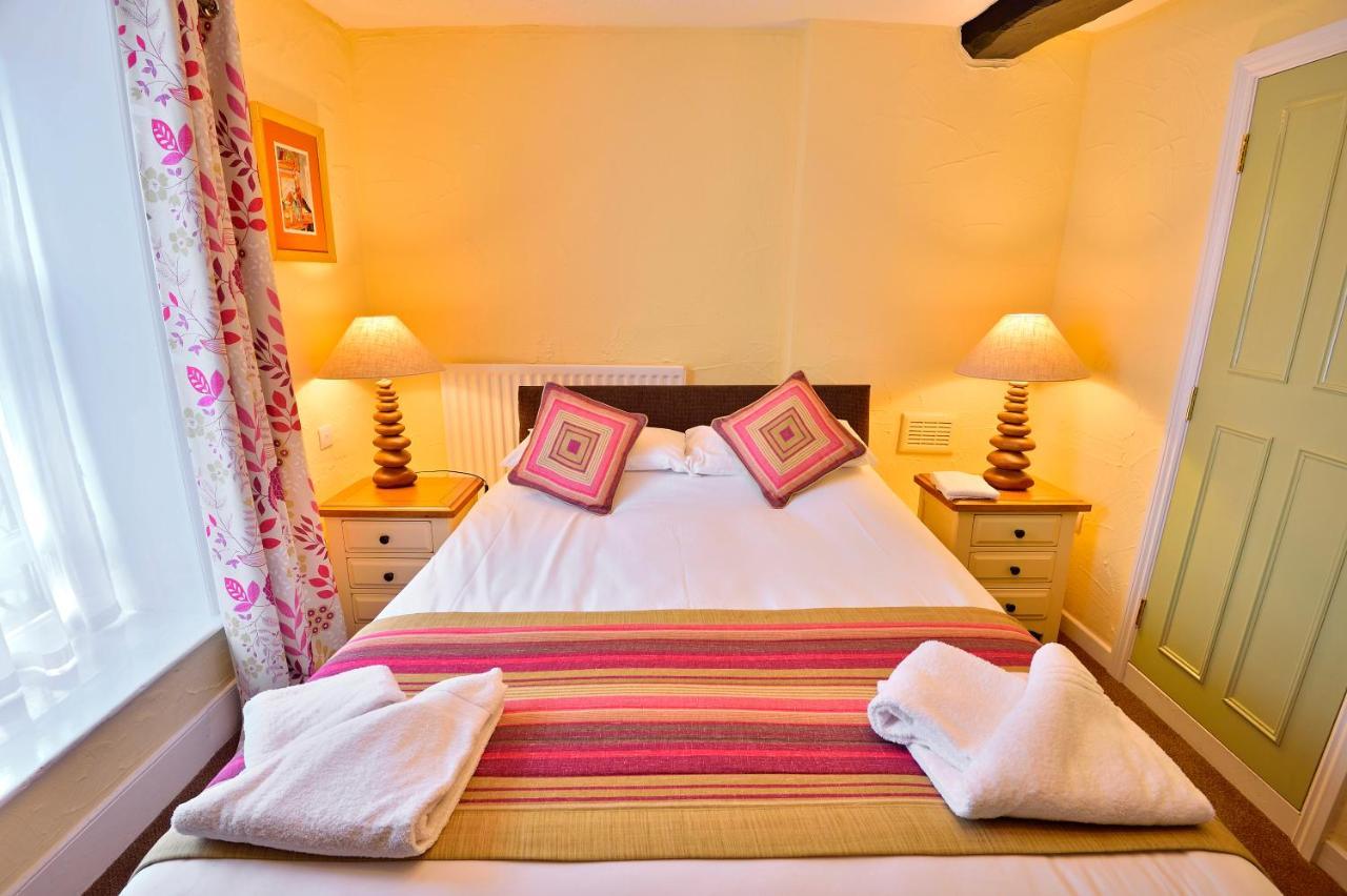 The Talbot Hotel Cleobury Mortimer Eksteriør bilde